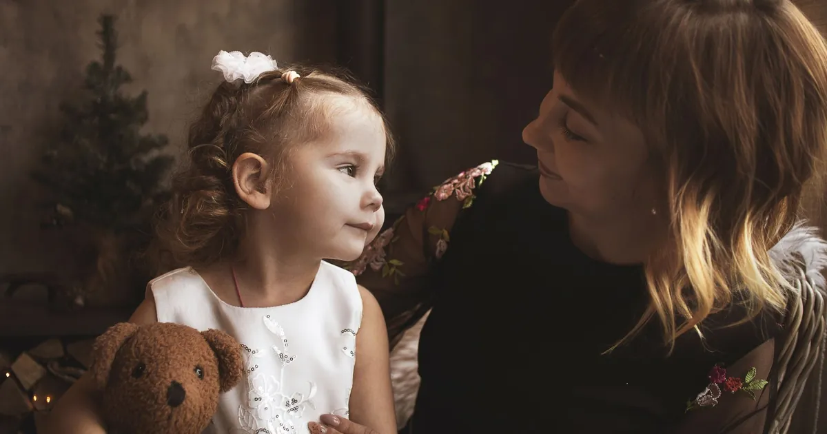 Lęk separacyjny u dziecka — objawy i jak pomóc